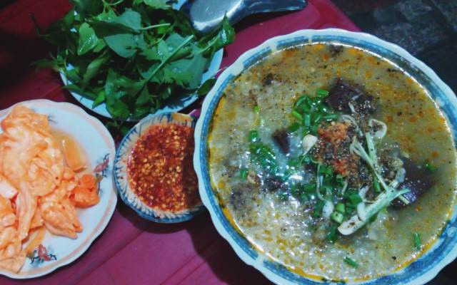 Những món ăn phải thử khi đến du lịch Quy Nhơn