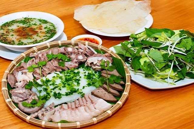 Những món ăn phải thử khi đến du lịch Quy Nhơn