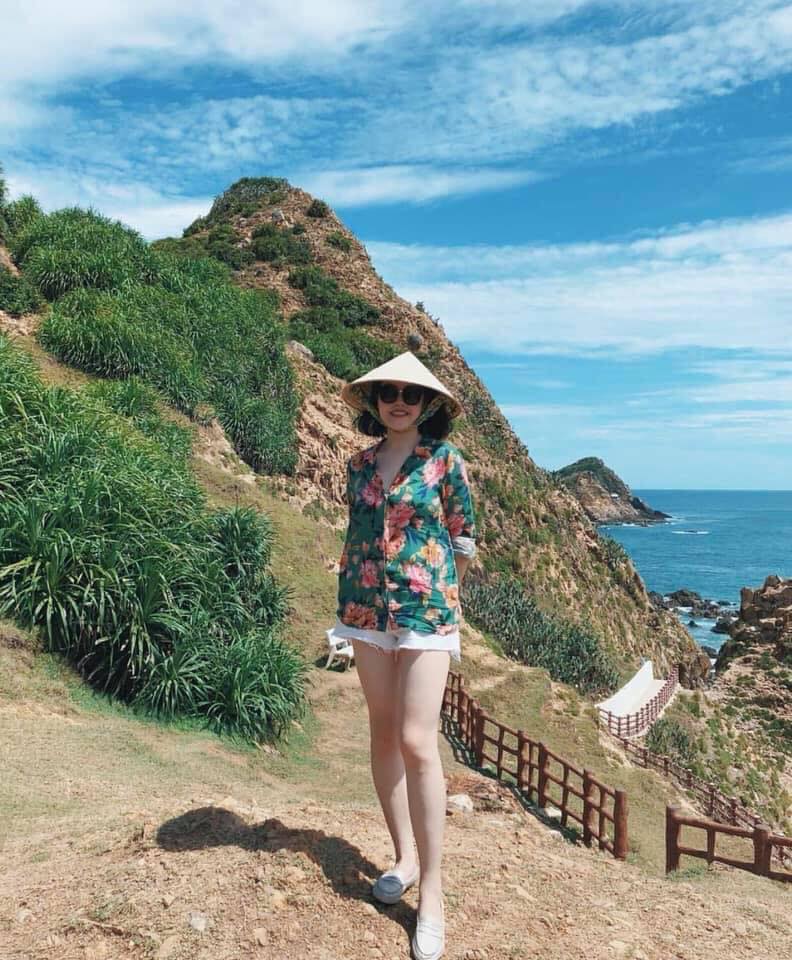 Đến Eo Gió Quy Nhơn check-in con đường đi bộ ven biển hot nhất hè này
